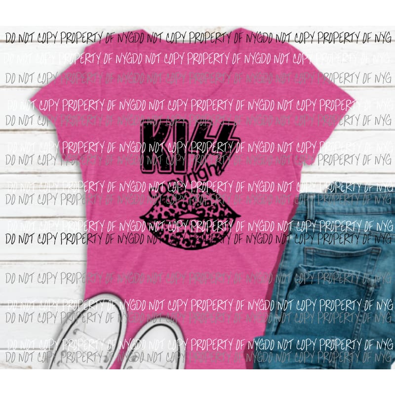 KISS LEOPARD LIPS BLACK SCREEN PRINT can go on any shirt adult 13x9 inches Heat Transfer